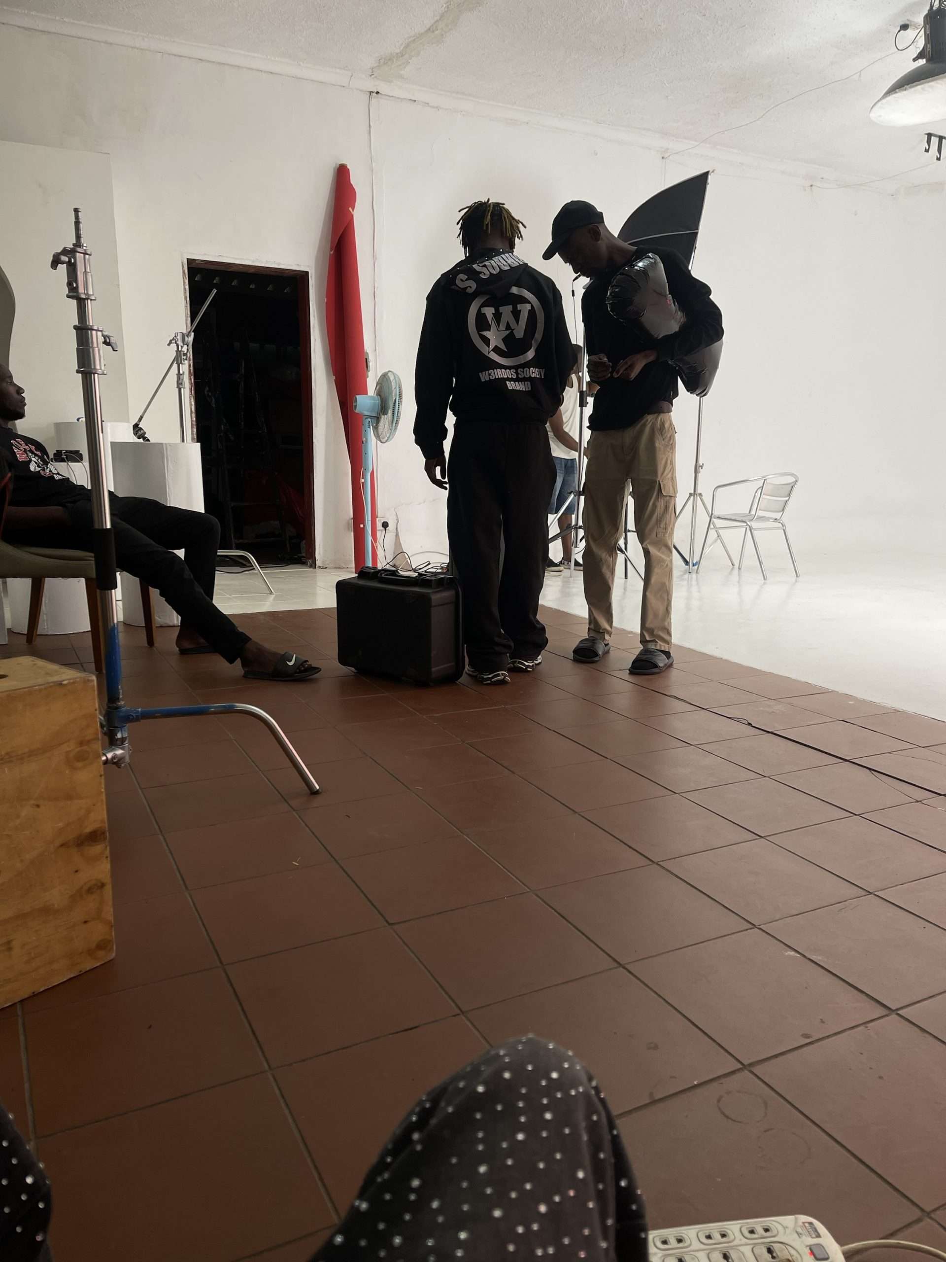 BLACK W3IRDOS HOODIE - Image 9